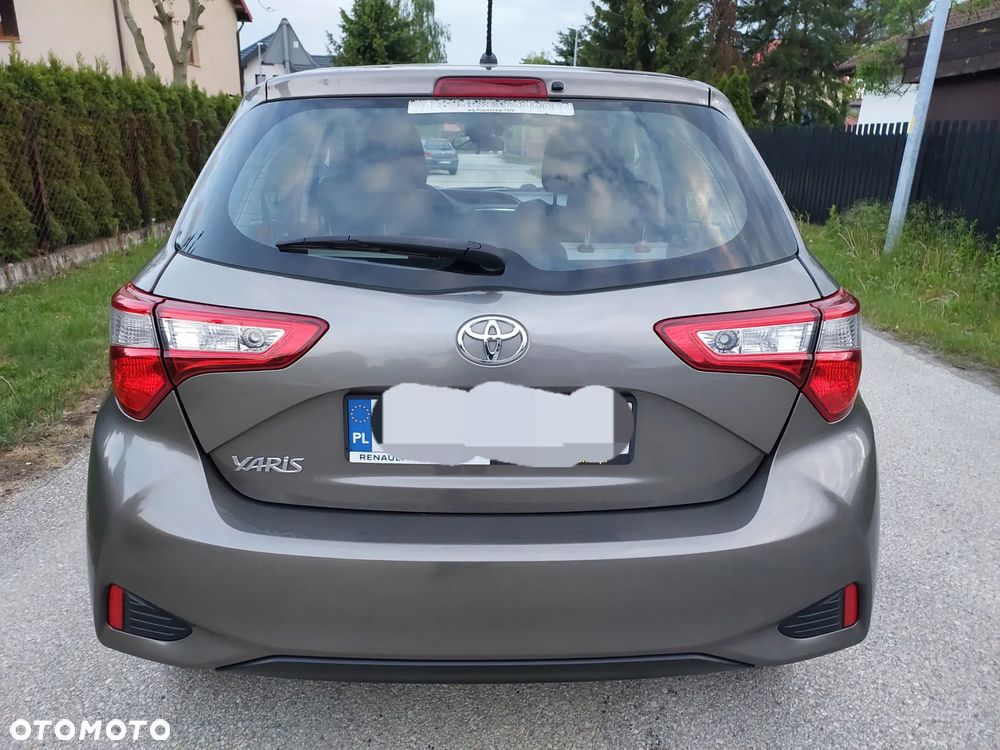 Toyota Yaris 1.5 Premium - 22