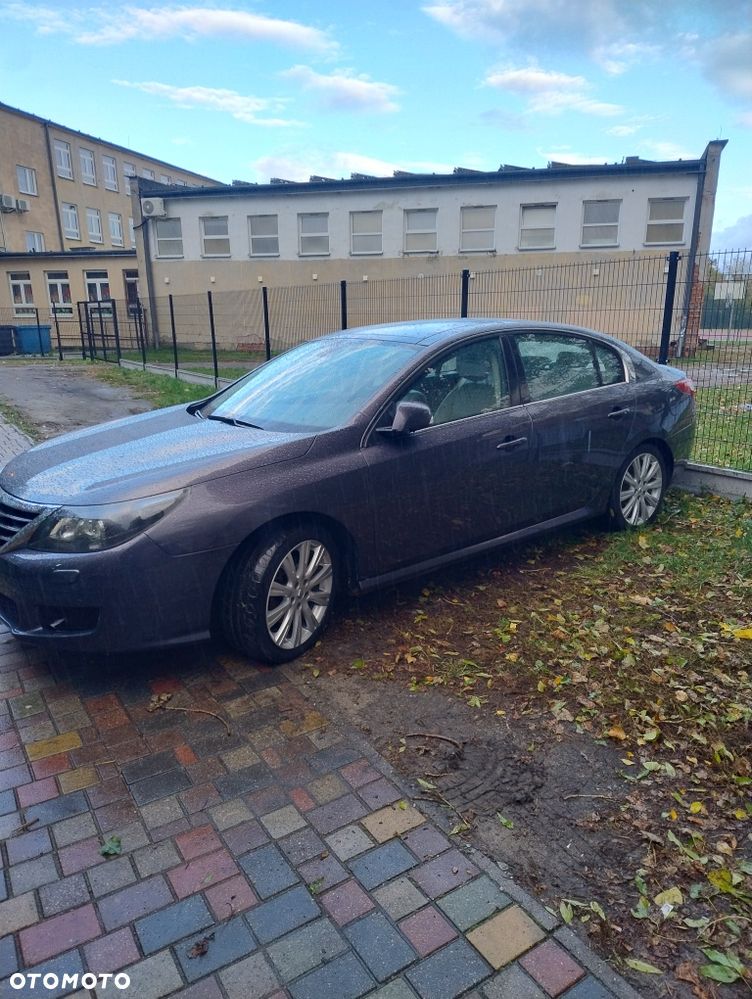 Renault Latitude - 1