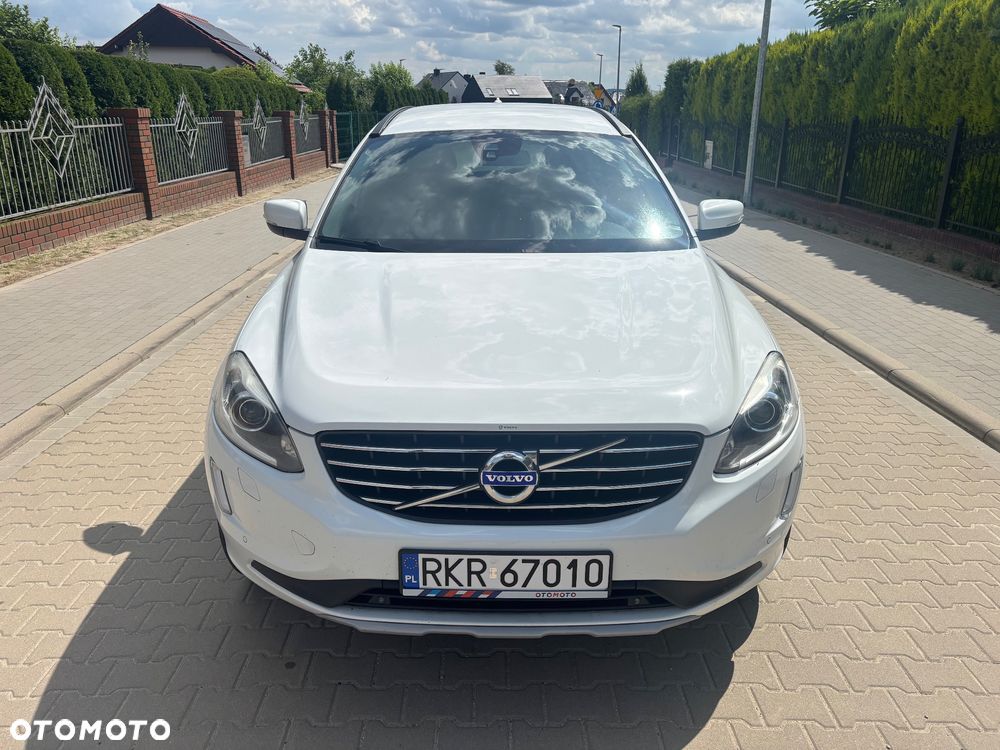Volvo XC 60 T5 Drive-E R-Design Momentum - 19