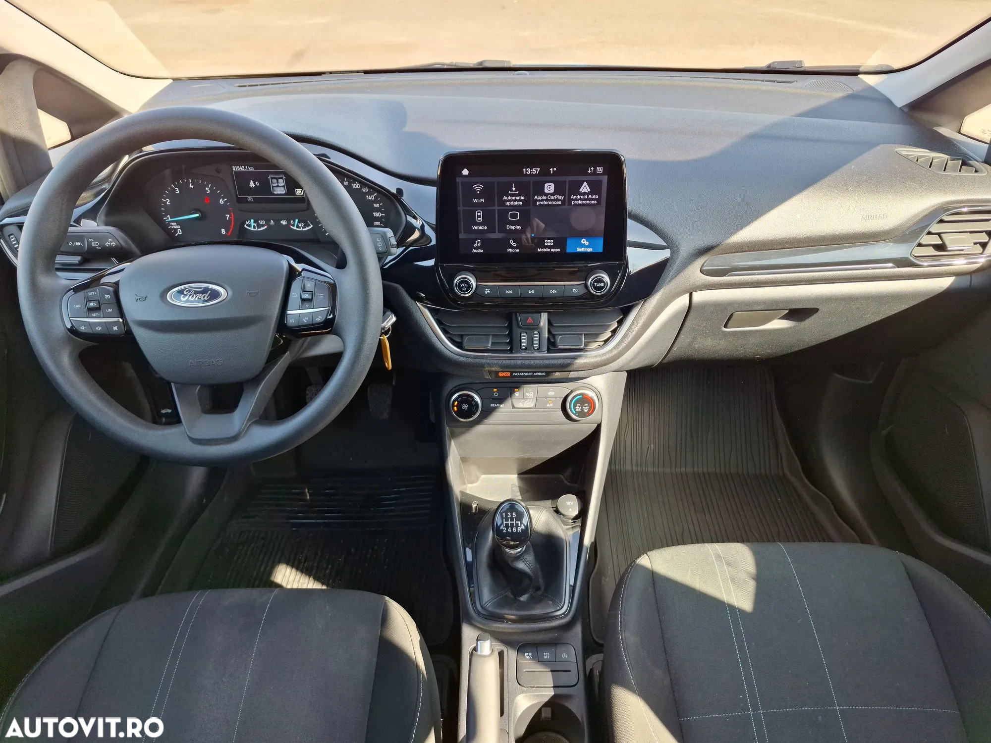 Ford Fiesta - 12