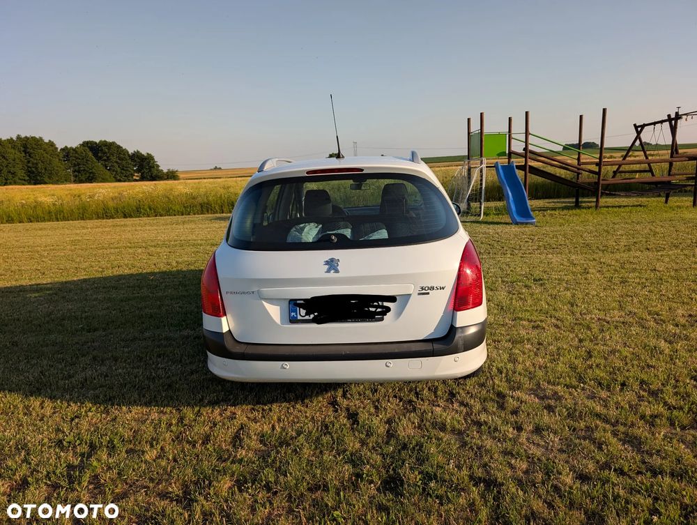 Peugeot 308 e-HDi FAP 115 Stop&Start Business Line Niveau 1 - 4