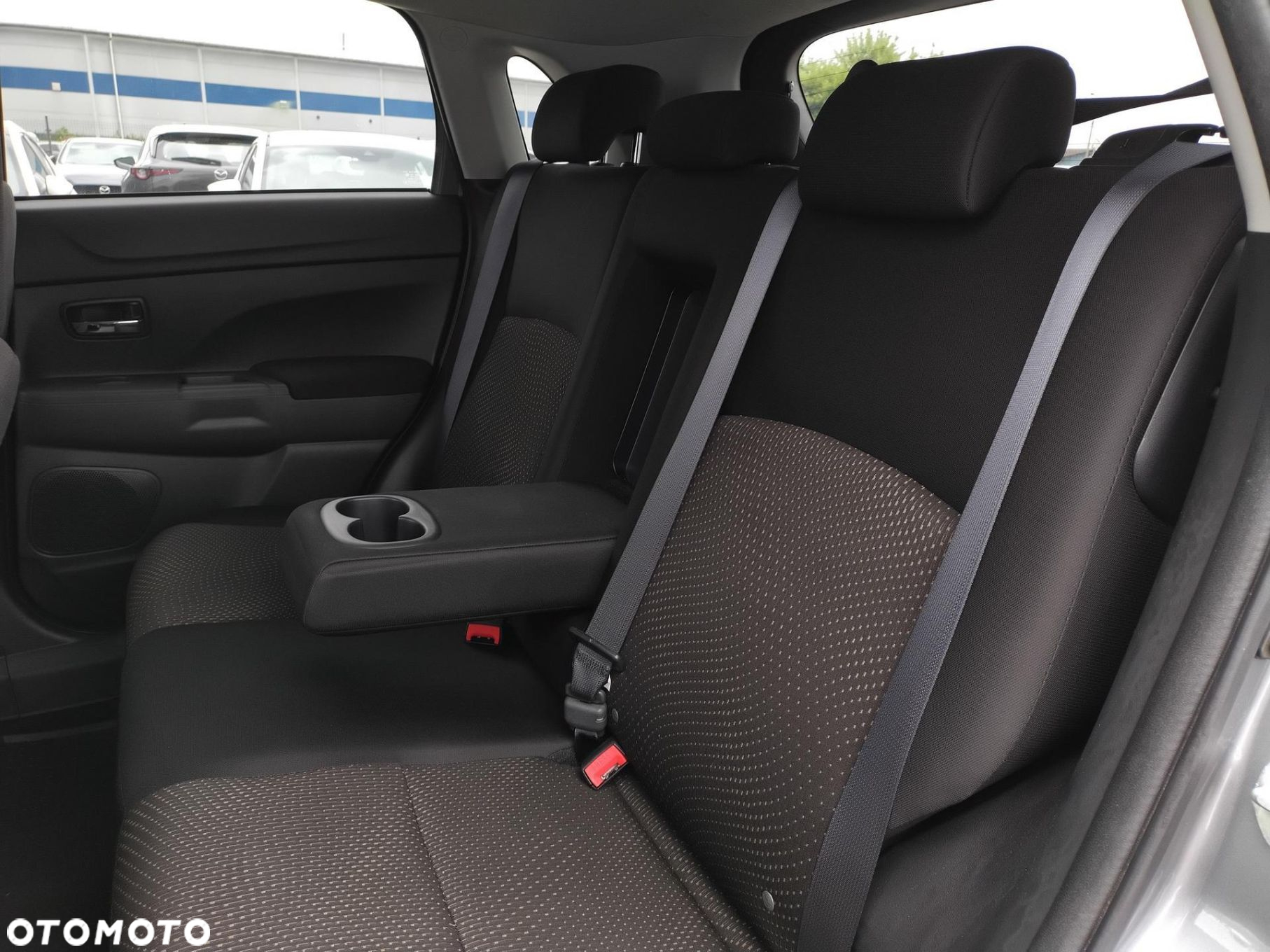 Mitsubishi ASX 1.6 Intense - 21