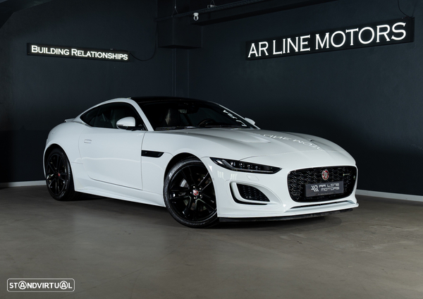 Jaguar F-Type 2.0 i4 R-Dynamic Black