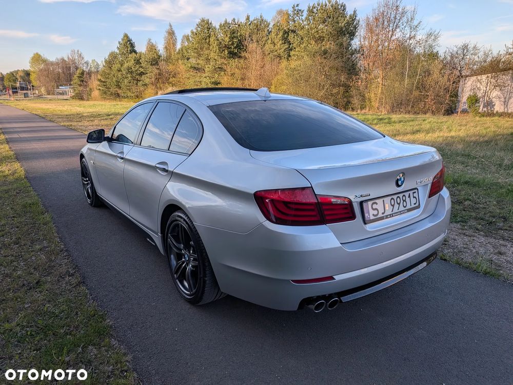 BMW Seria 5 530d xDrive - 6