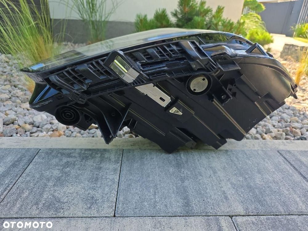 BMW 1 F40 Lampa lewa przód Full Led 6311-9482807-10 Srebna - 8