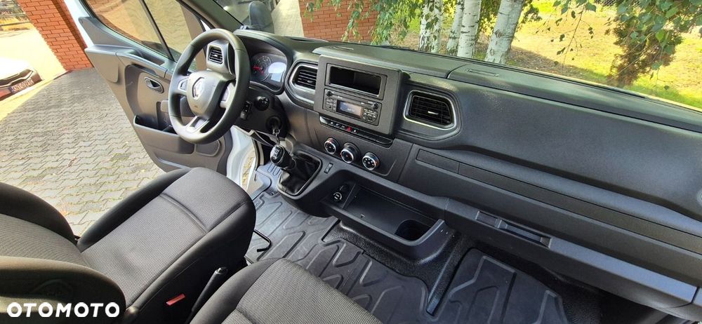 Renault Master - 16