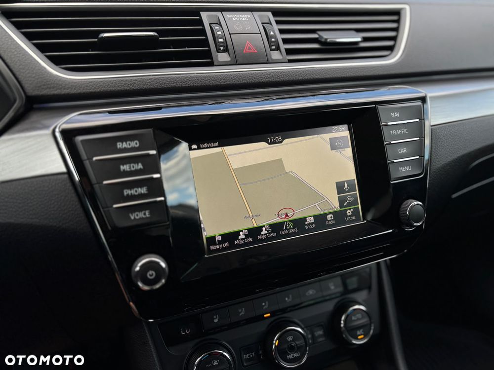 Skoda Superb 2.0 TDI Style - 34