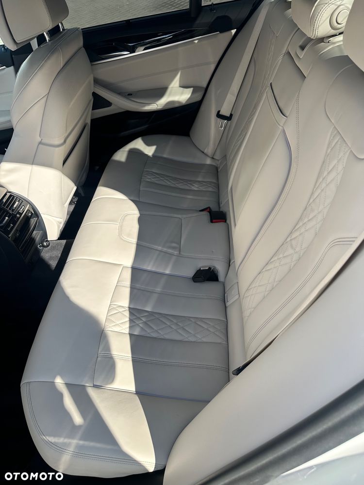BMW Seria 5 540i xDrive M Sport sport - 16