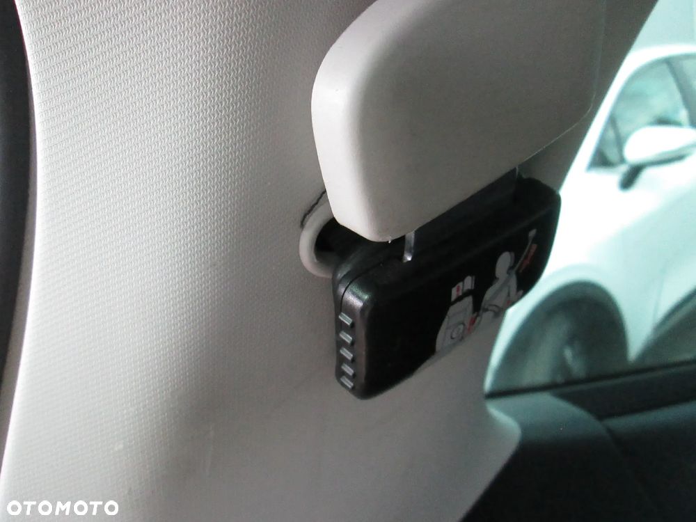 Seat Alhambra 2.0 TDI Reference - 13
