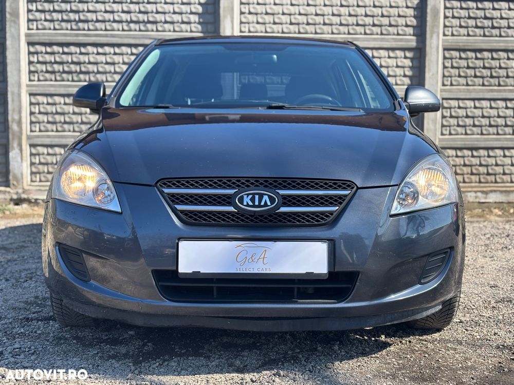 Kia Ceed 1.6 DSL Style - 1