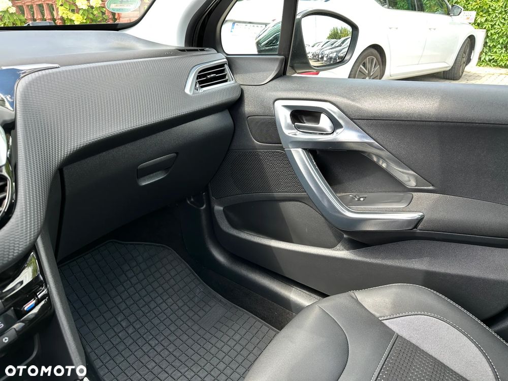 Peugeot 2008 - 19