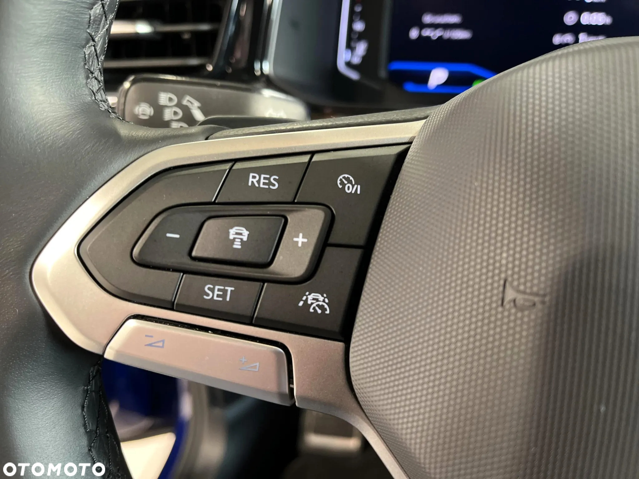 Volkswagen T-Roc 1.5 TSI R-Line DSG - 16