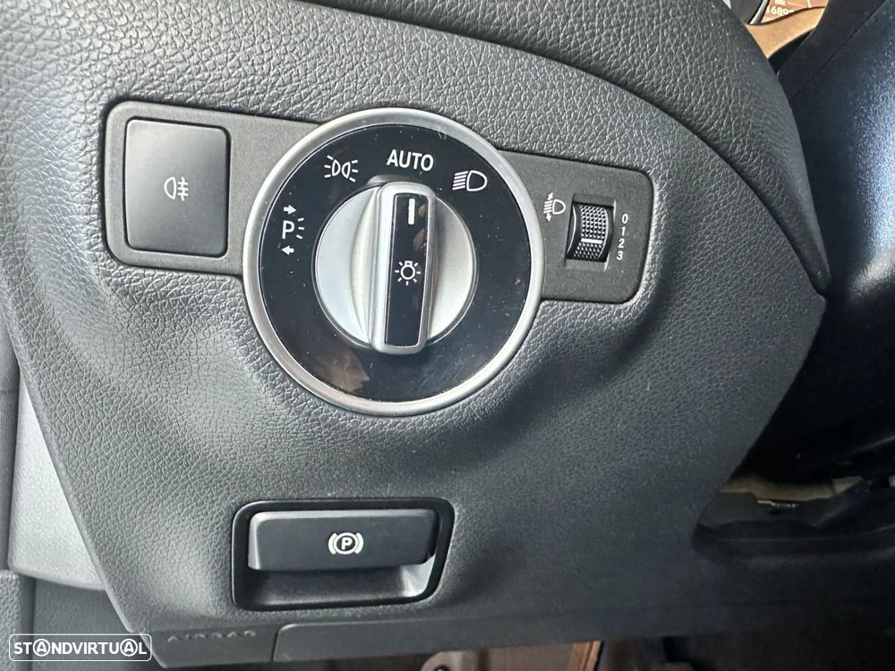 Mercedes-Benz CLA 200 d Shooting Brake Aut. - 11