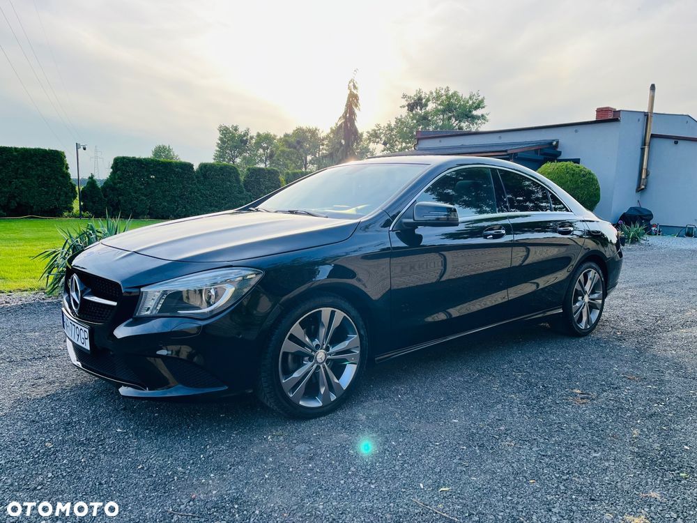 Mercedes-Benz CLA 220 d 7G-DCT Urban - 2