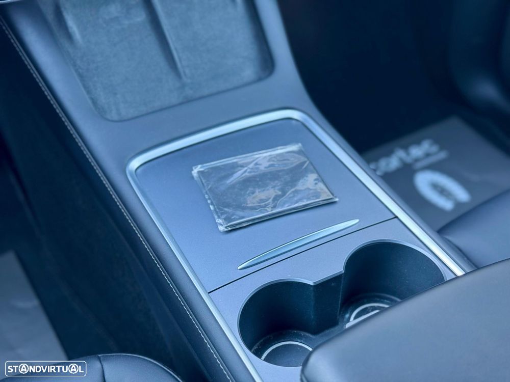 Tesla Model Y Long Range Tração Integral - 43