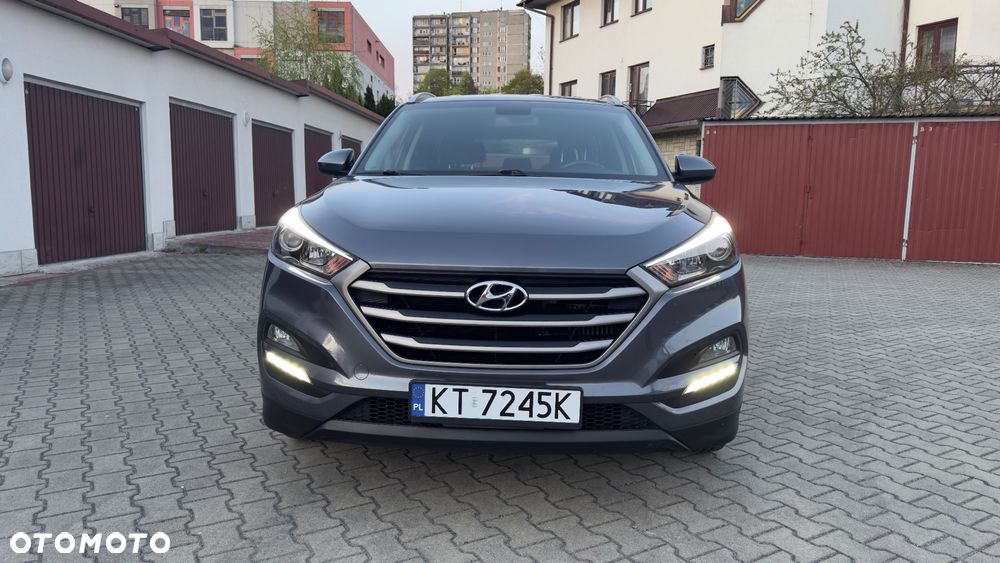 Hyundai Tucson 1.7 CRDI BlueDrive Comfort 2WD - 2