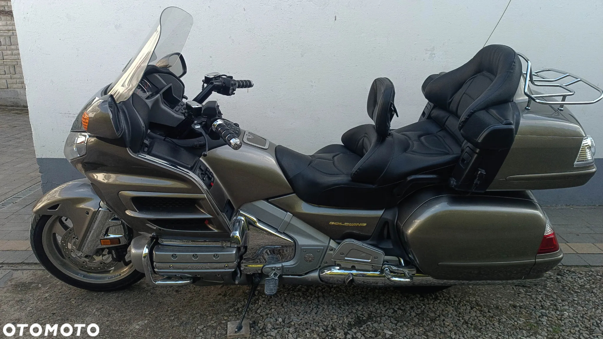 Honda GL - 18