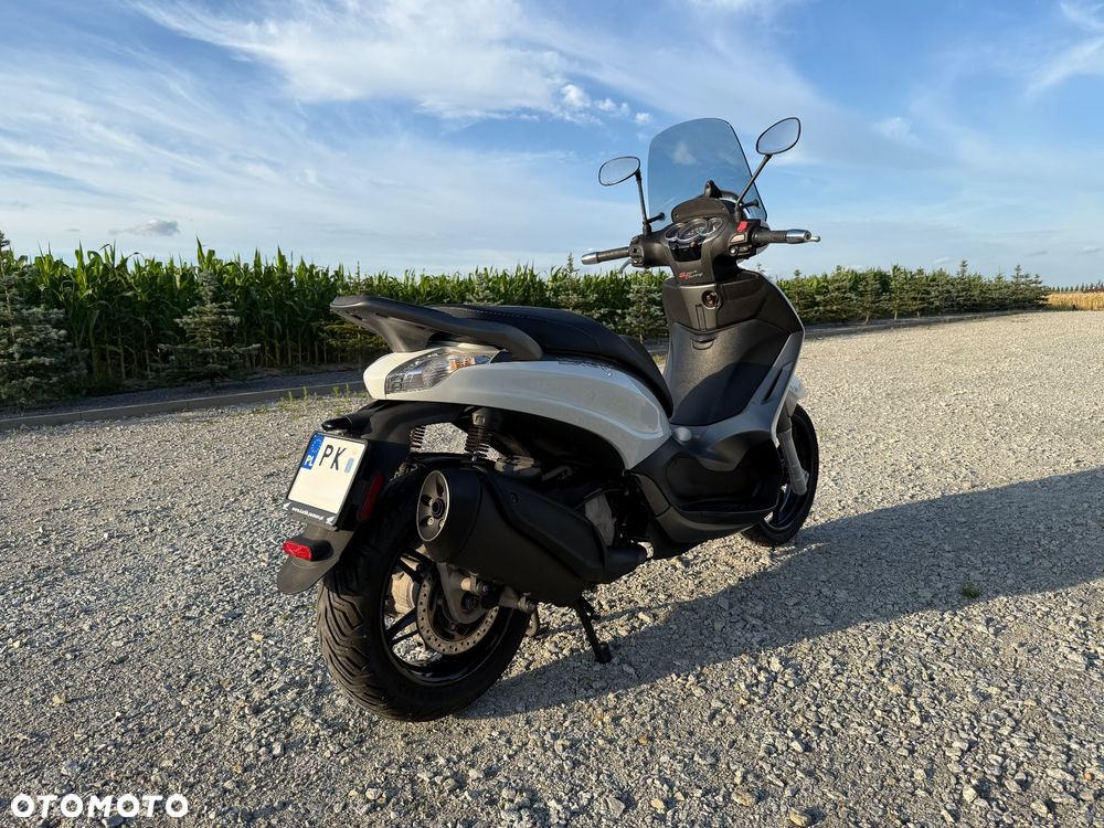 Piaggio Beverly - 7