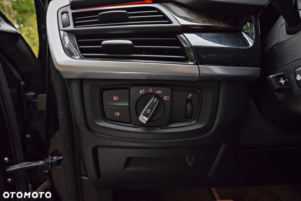 BMW X5 xDrive35i - 10