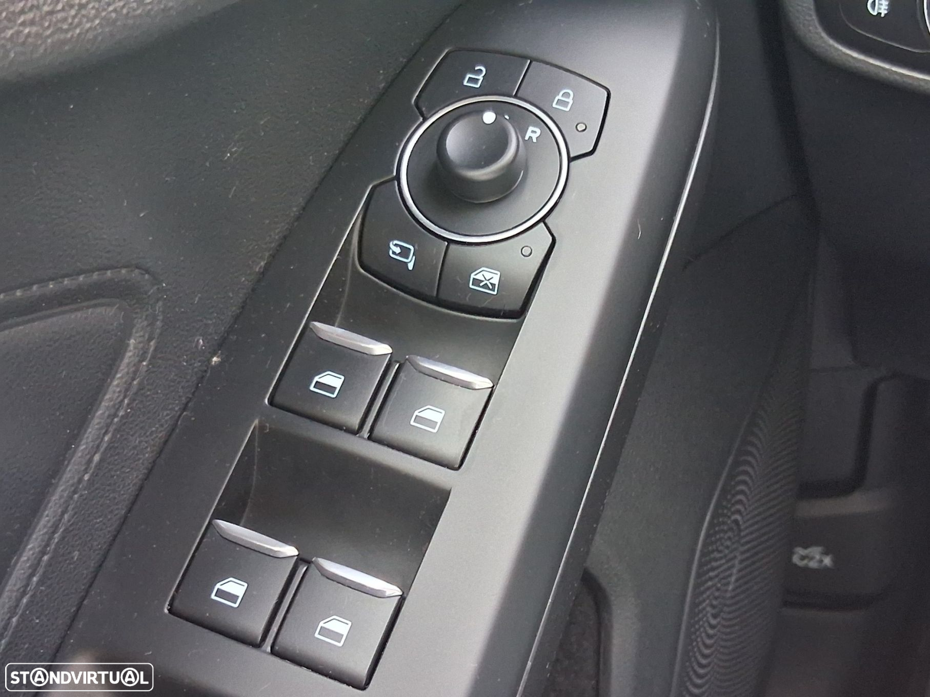 Ford Focus SW 1.0 EcoBoost MHEV Active - 38