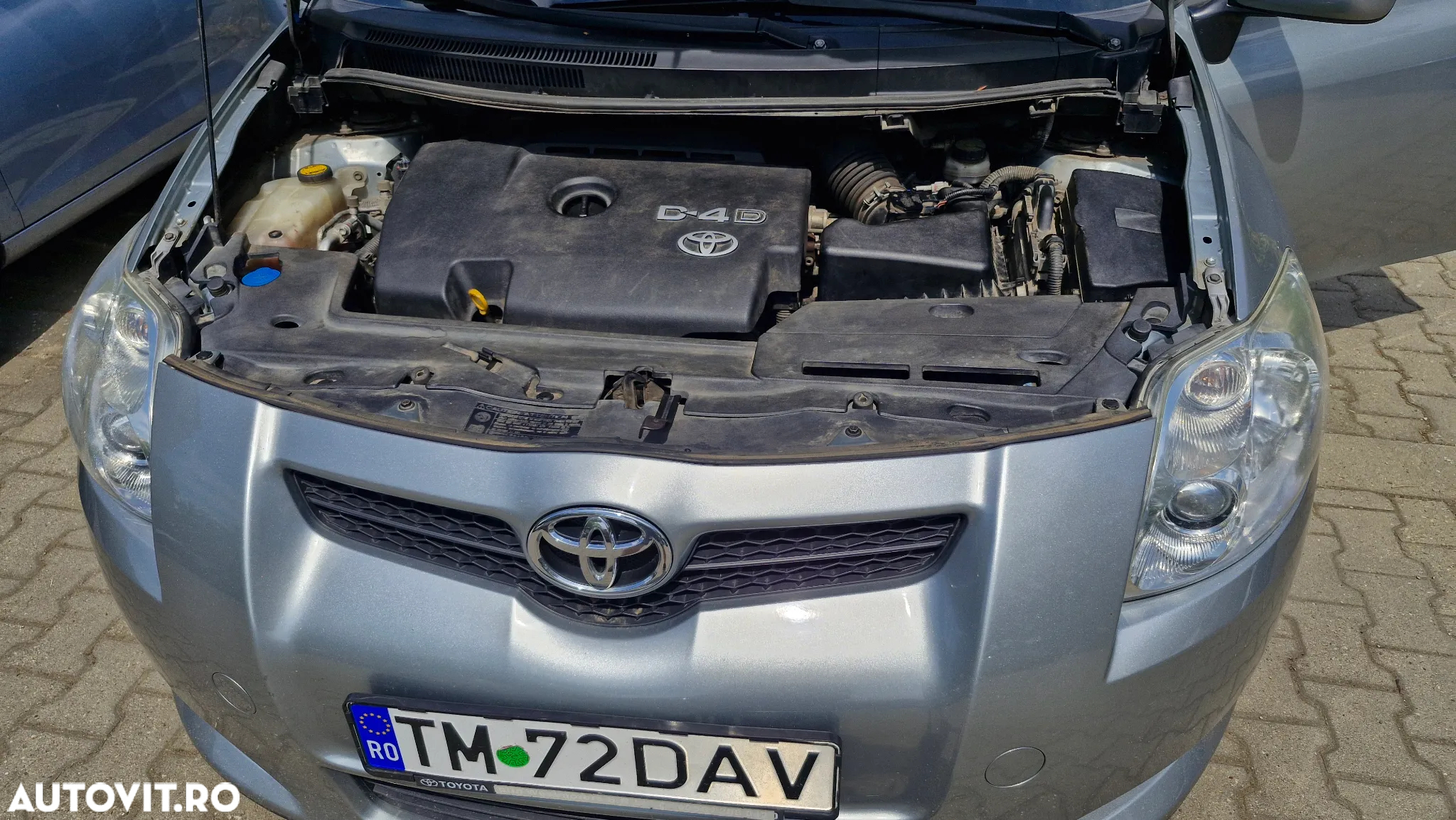 Toyota Auris 2.0 D-4D Luna Plus - 12