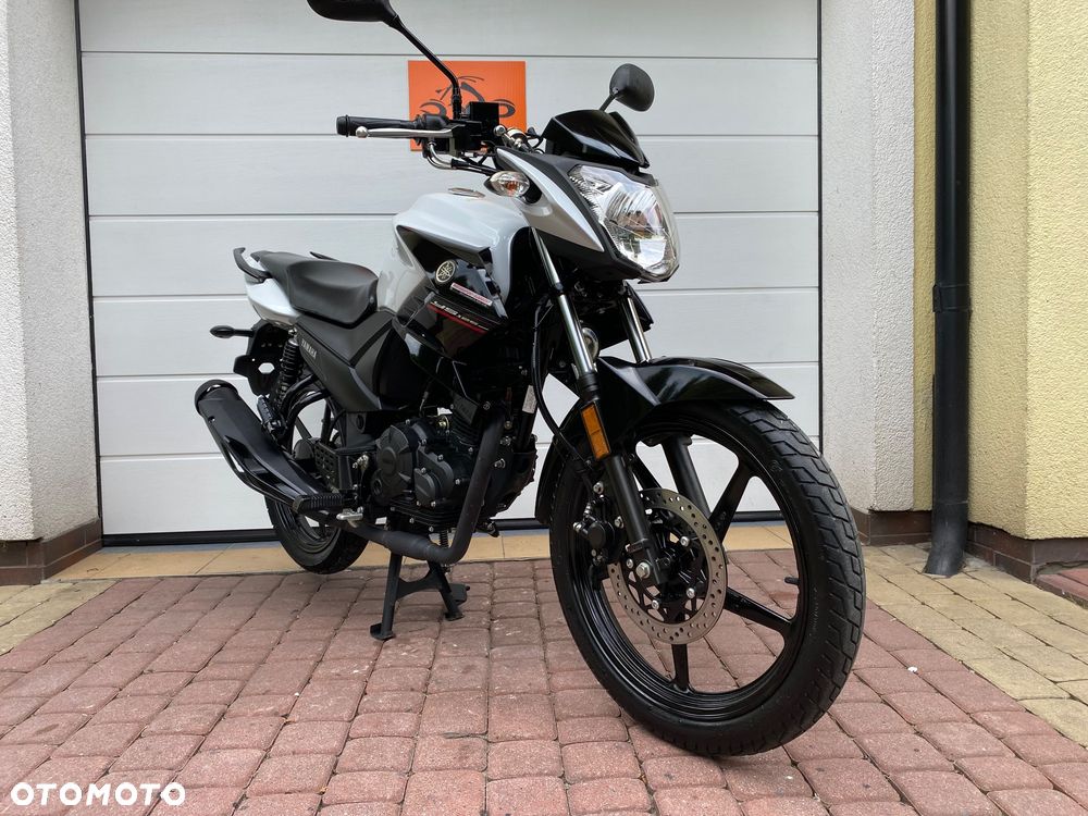 Yamaha YS - 4