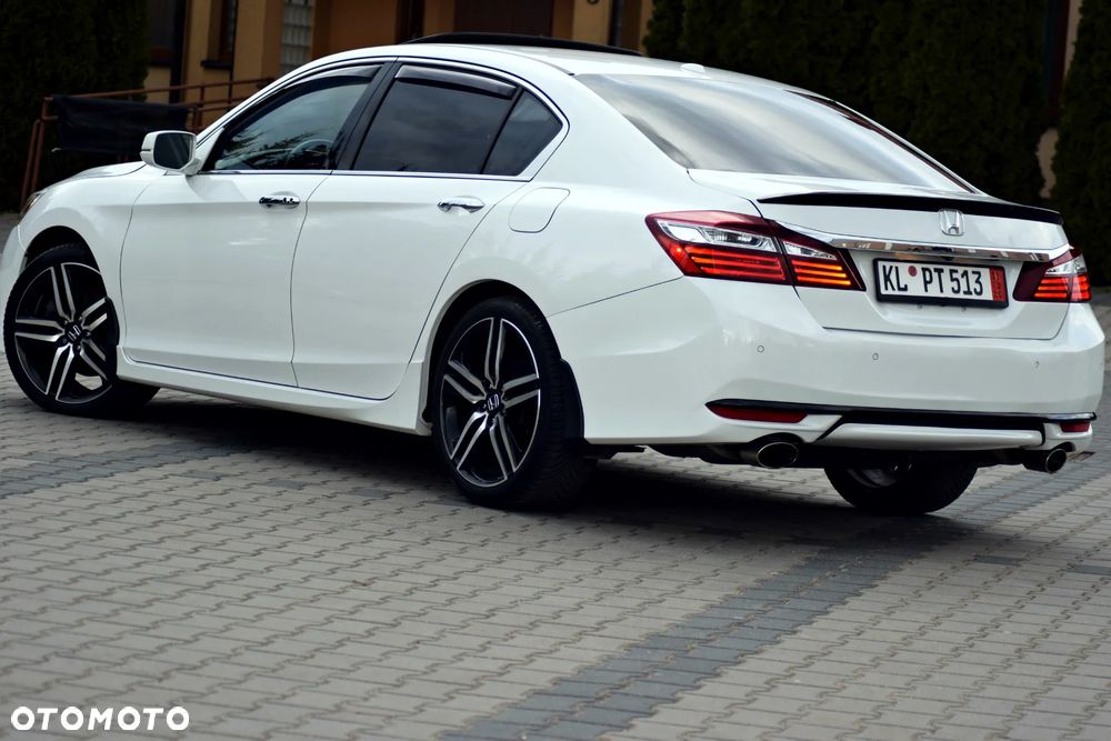 Honda Accord - 4