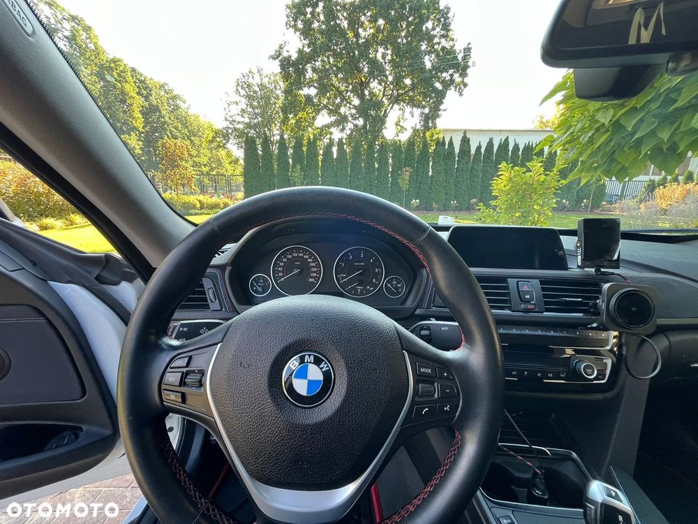 BMW 3GT 320d Sport Line - 27