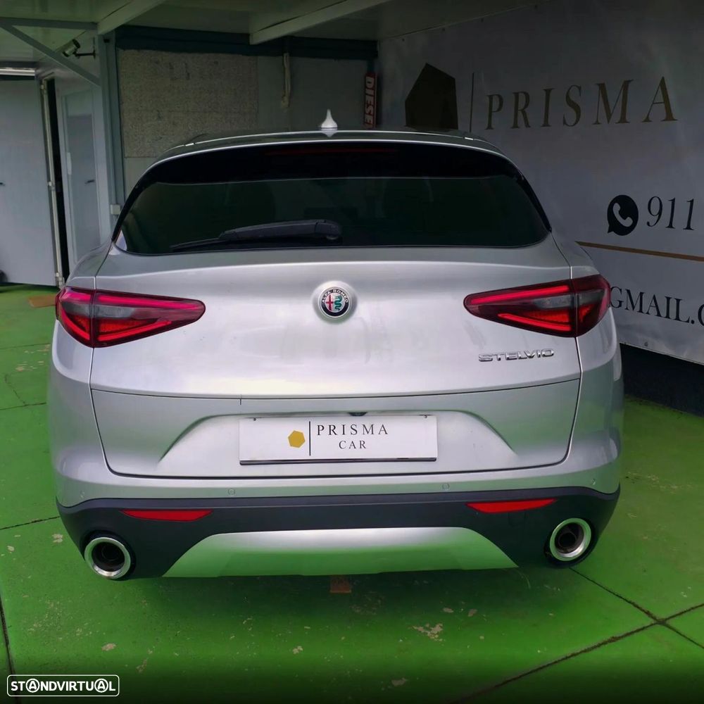Alfa Romeo Stelvio 2.2 D Super AT8 - 9