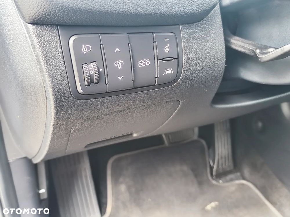 Kia Ceed 1.6 GDI DCT Platinum Edition - 19