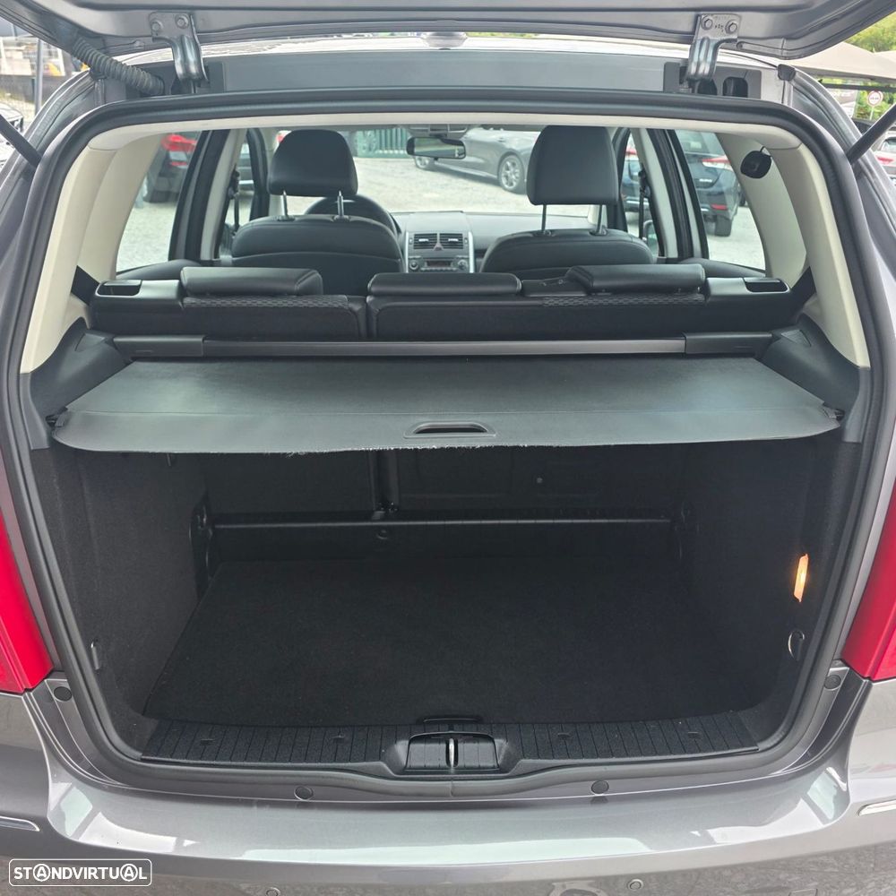 Mercedes-Benz A 180 - 29