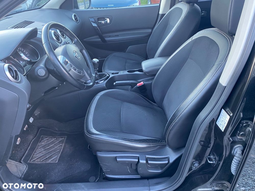Nissan Qashqai 2.0 360 - 23