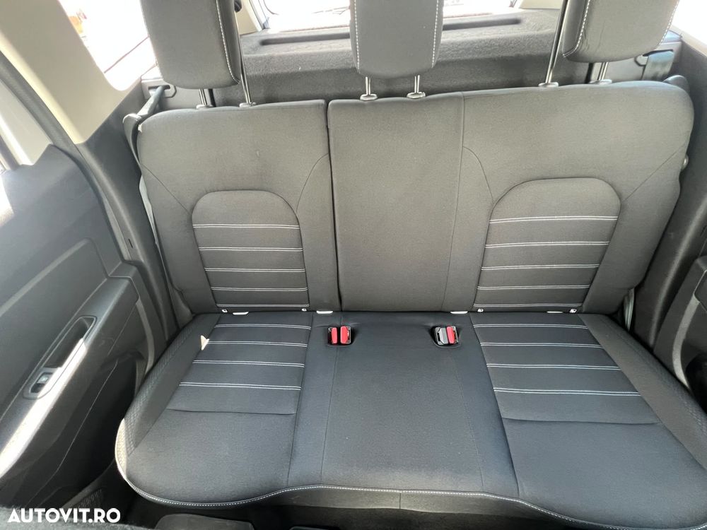 Dacia Duster Blue dCi 115 4X4 Expression - 11