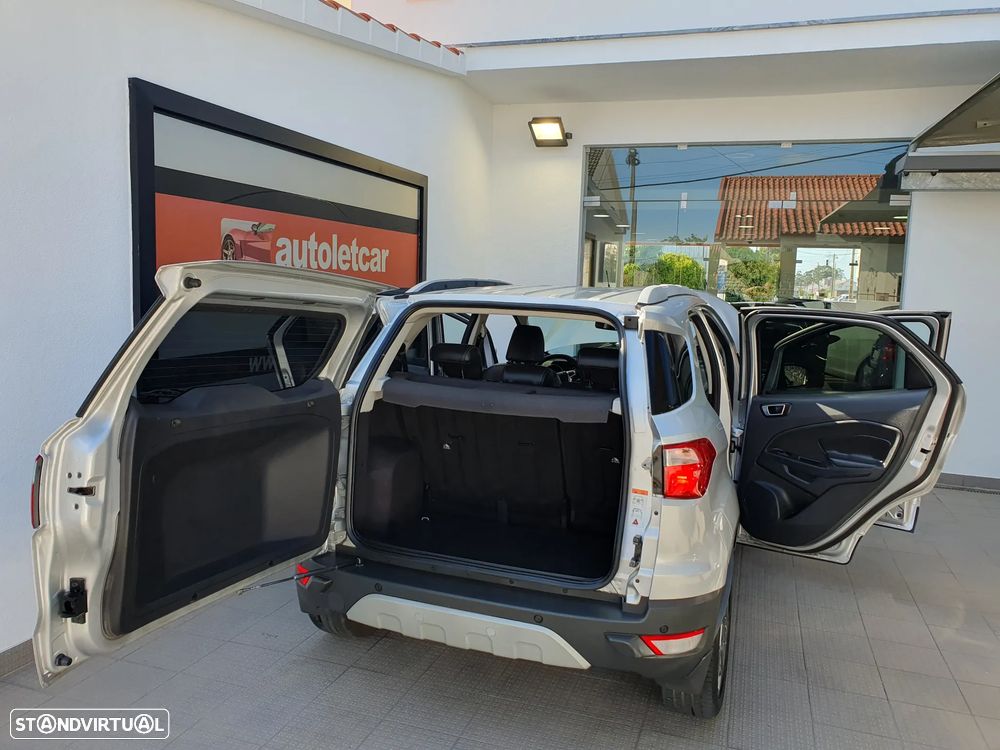 Ford EcoSport 1.0 EcoBoost Titanium - 17