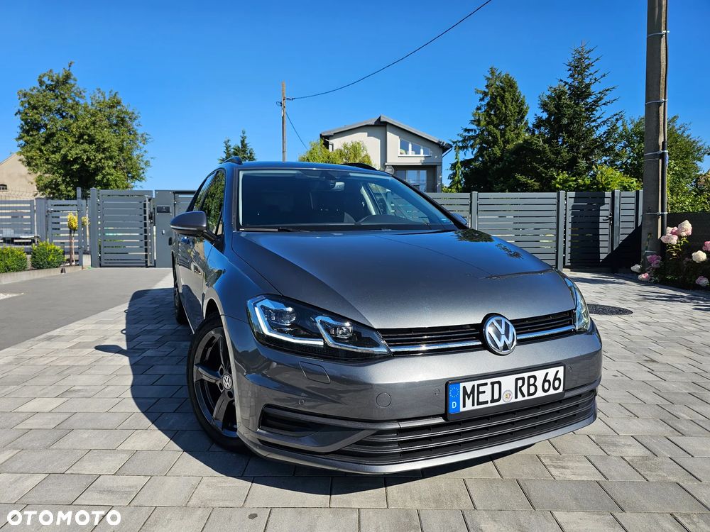 Volkswagen Golf - 20