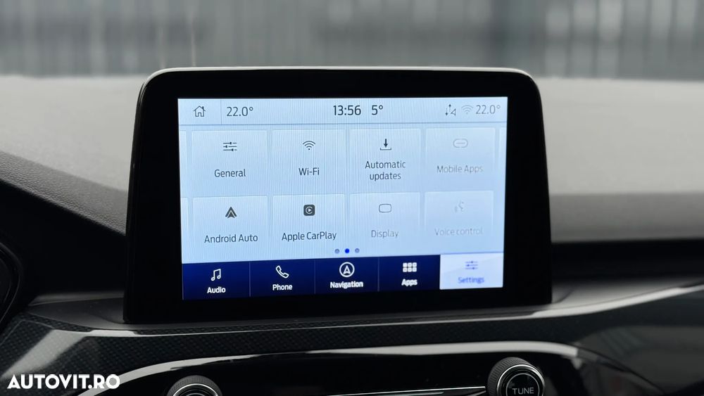 Ford Kuga 2.5 Duratec FHEV 4x4 ST-LINE X - 23