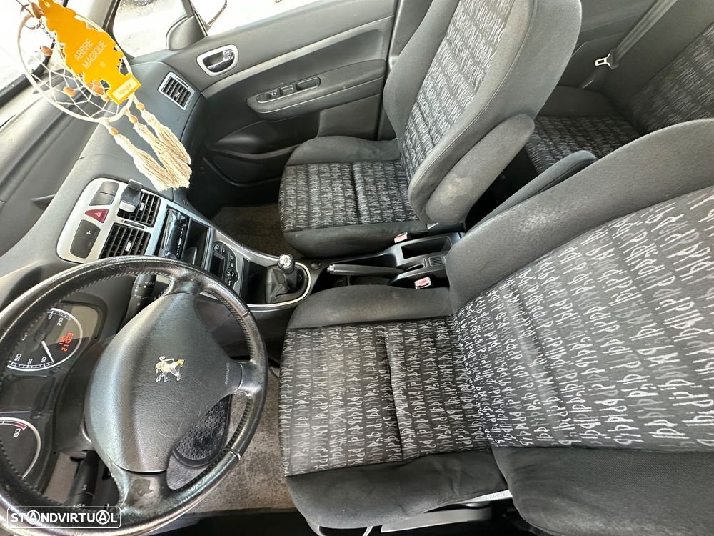 Peugeot 307 SW 1.6 HDi - 12