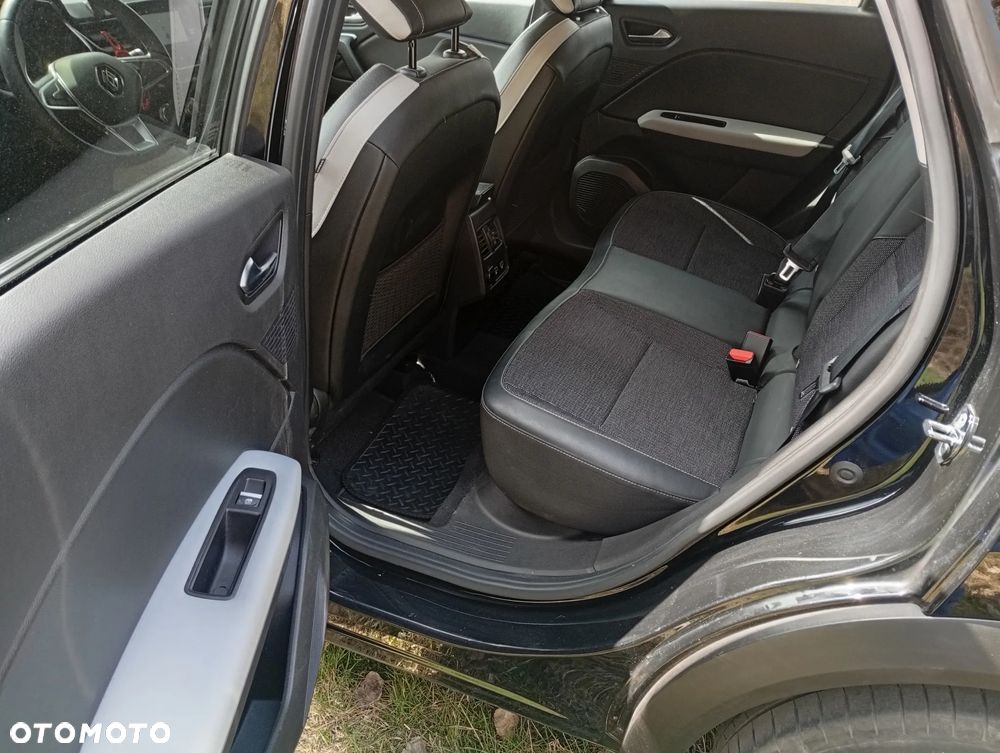 Renault Captur TCe Mild Hybrid 140 EDC GPF EVOLUTION - 13