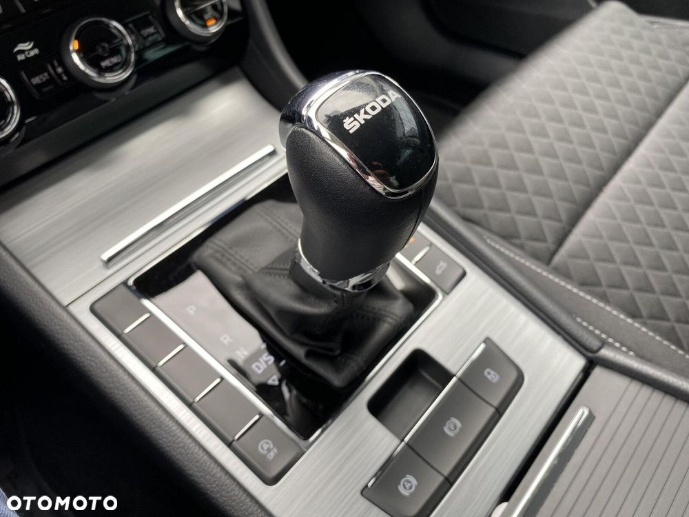 Skoda Superb 1.5 TSI Ambition DSG - 33
