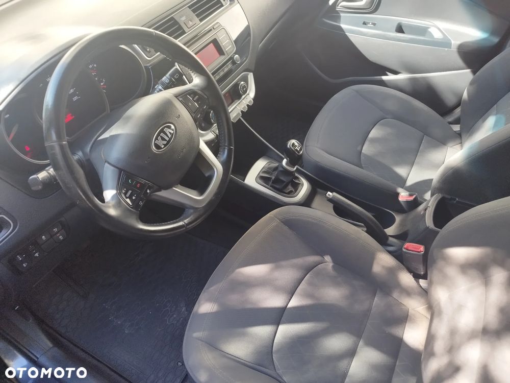 Kia Rio 1.4 Business Line - 7