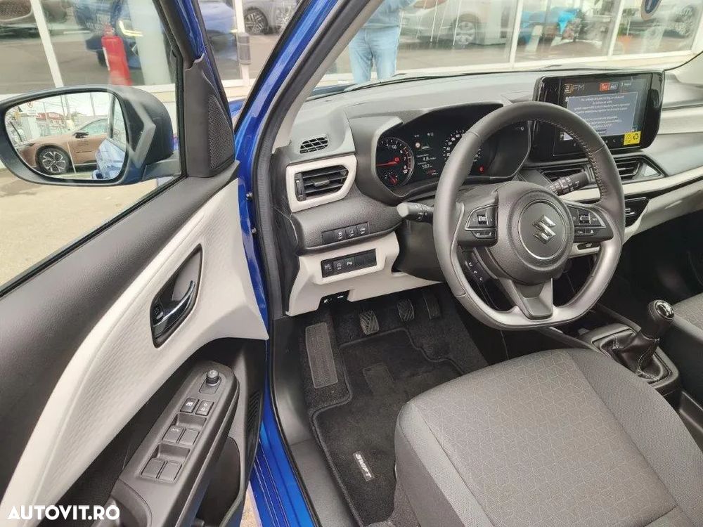 Suzuki Swift 1.2 Dualjet 12V MHEV Passion - 9