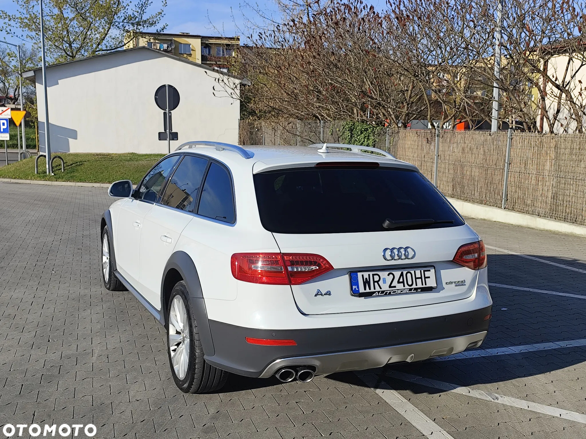 Audi A4 Allroad 2.0 TDI Quattro S tronic - 26
