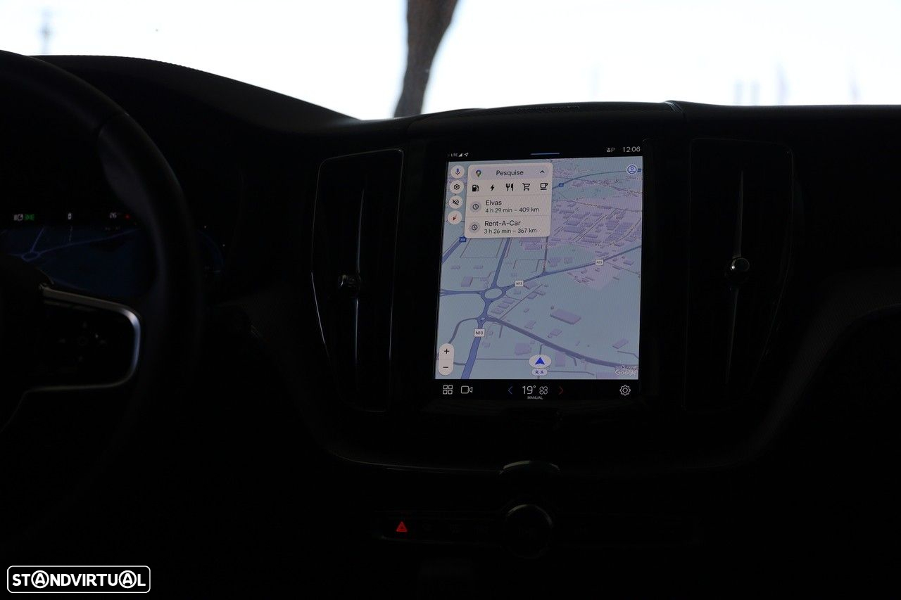 Volvo XC 60 2.0 T6 PHEV Ultimate Dark AWD - 14