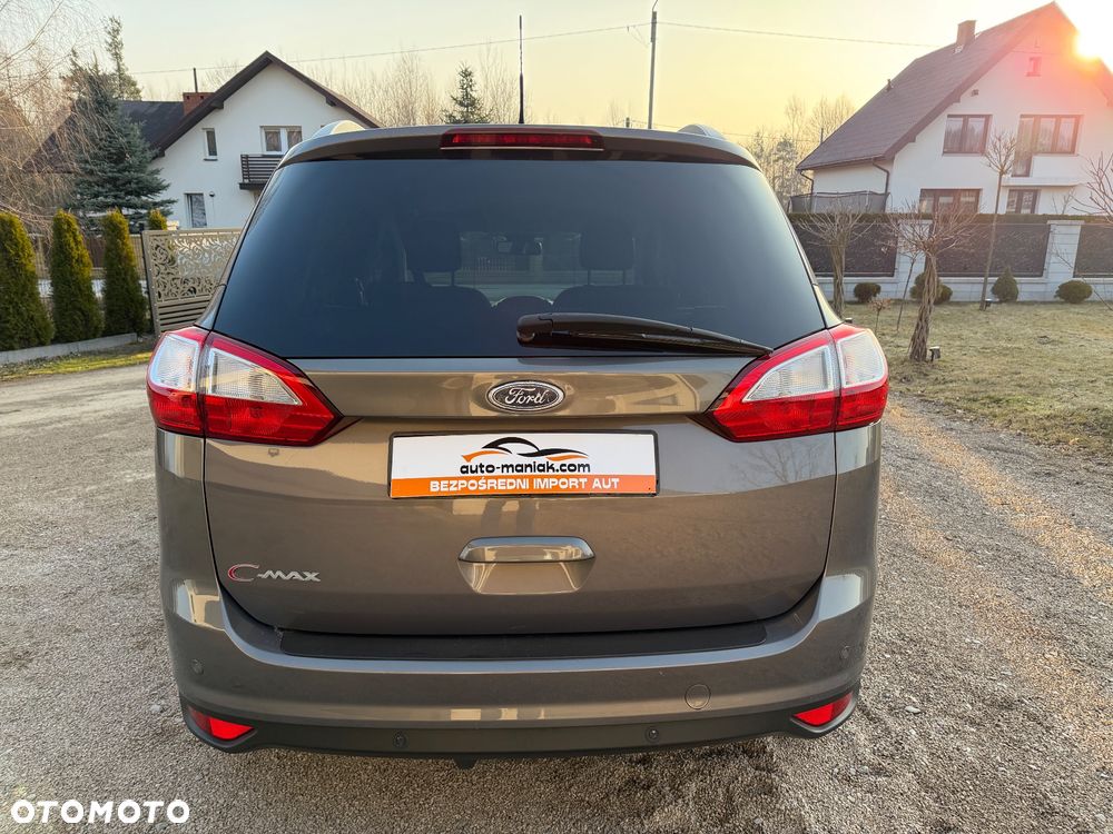 Ford Grand C-MAX - 13