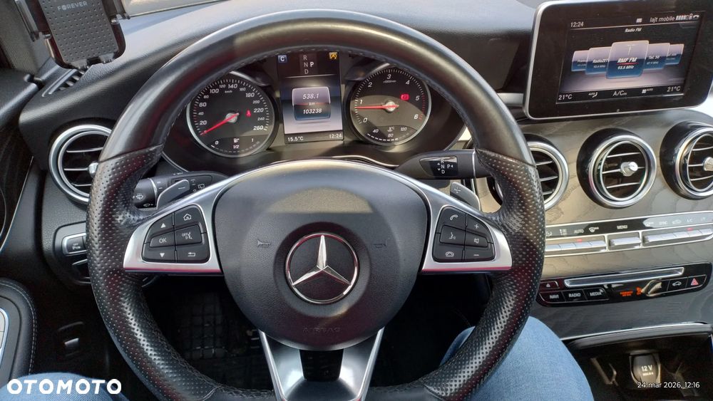 Mercedes-Benz GLC 220 d 4Matic 9G-TRONIC AMG Line - 27