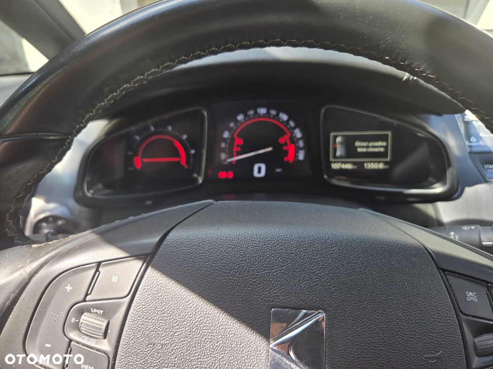 DS Automobiles DS 5 - 10