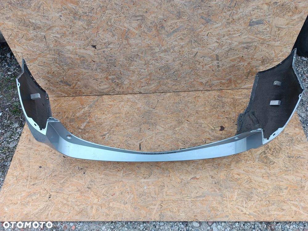 ZDERZAK TYŁ TYLNY TOYOTA COROLLA E21 KOMBI - 11