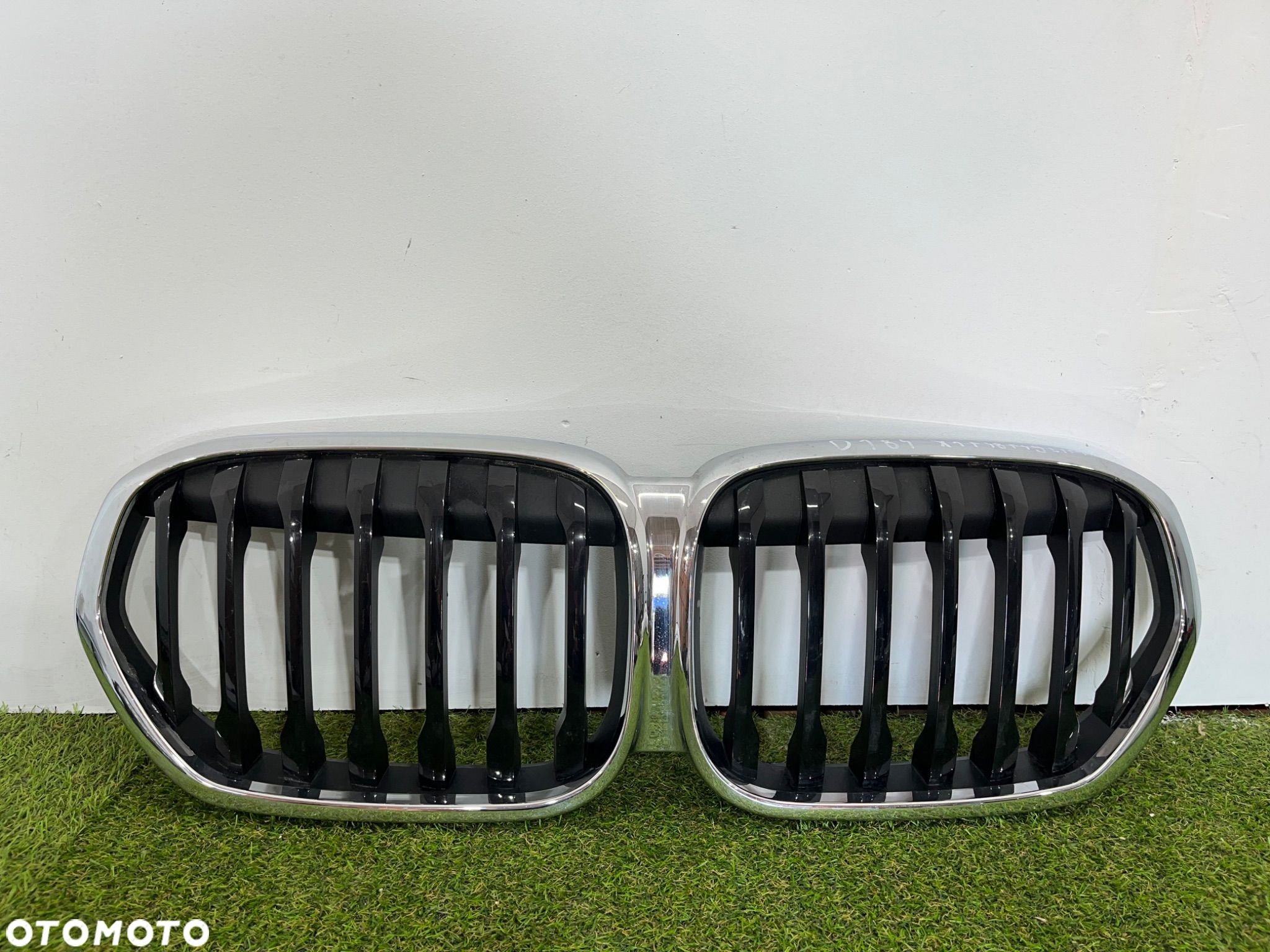 Grill Atrapa BMW X1 F48 F49 Lift - 1