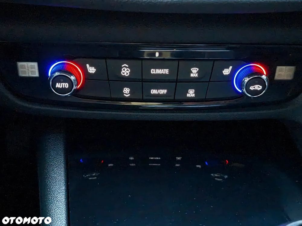 Opel Insignia 2.0 CDTI Business Elegance S&S - 27