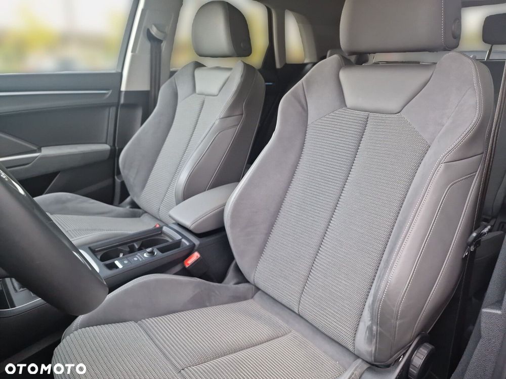 Audi Q3 40 TFSI Quattro S-Line S tronic - 12